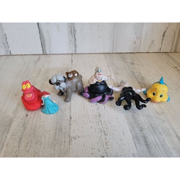 Ursula little mermaid Ariel Sebastian collectible toy figure set - Picture 2 of 7